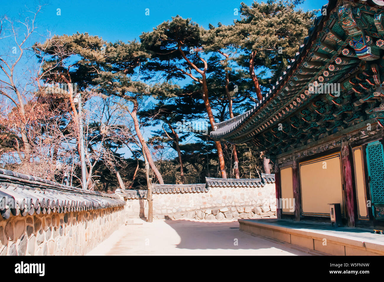 interior-view-of-the-seokguram-grotto-and-bulguksa-temple-one-of-the