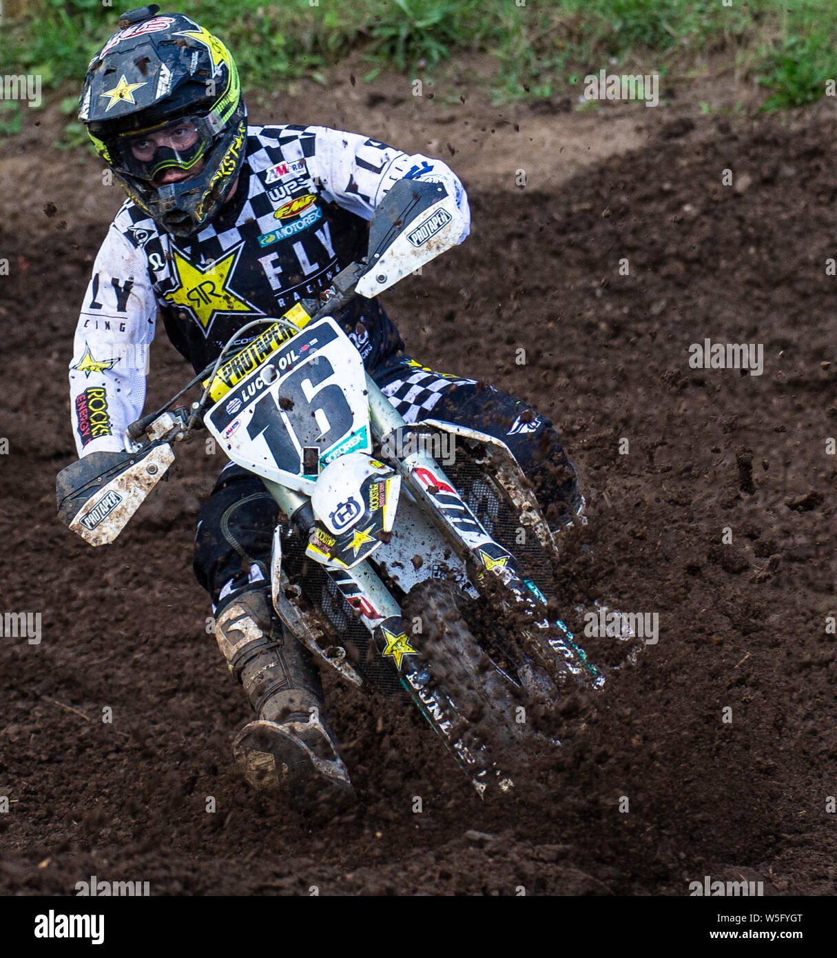 Washougal, WA USA. 27th July, 2019. # 16 Zach Osborne coming out of turn 25 during the Lucas Oil Pro Motocross Washougal National 450 class championship at Washougal MX park Washougal, WA Thurman James/CSM/Alamy Live News Stock Photo