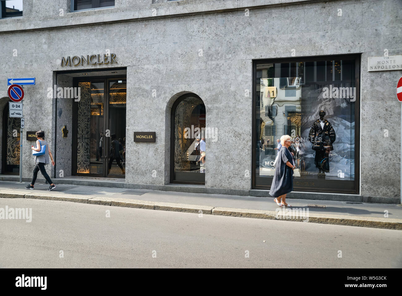 Milan, Italy - September 21, 2018: Moncler store in Milan. Montenapoleone  area. Fashion week Moncler shopping Stock Photo - Alamy