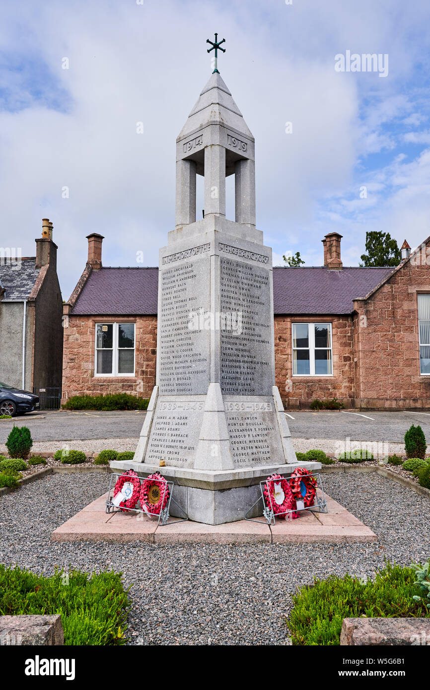 Banchory War Memorial. Scotland  Situated opposite the Town Hall this memorial for two world wars is on an a well maintained island with seating. Stock Photo