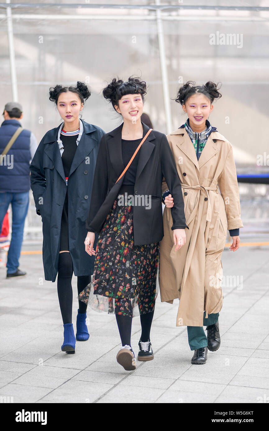 Trendy women in fashionable outfits are pictured on the street during the 2019 Fall Winter Seoul Fashion Week in Seoul South Korea 21 March 2019 Stock Photo Alamy