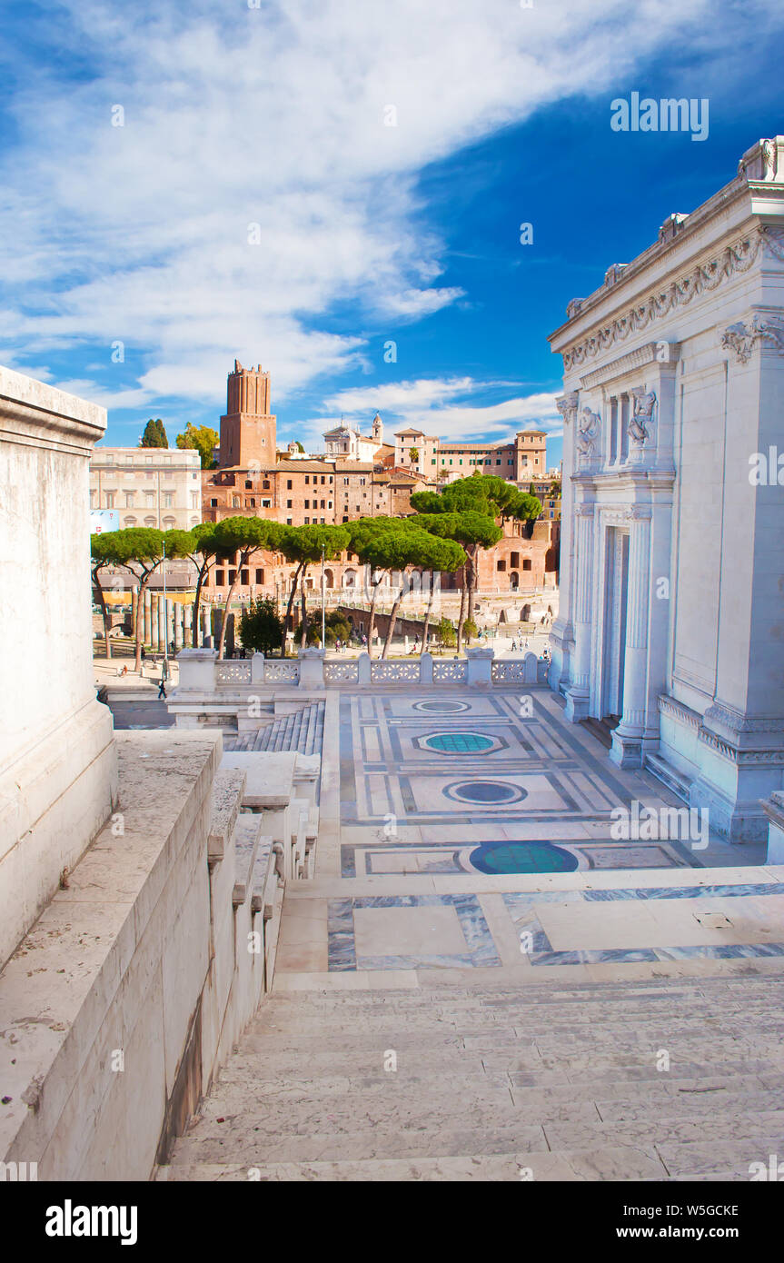 Market Square Rome Ancient rome market square hi-res stock photography and images - Alamy