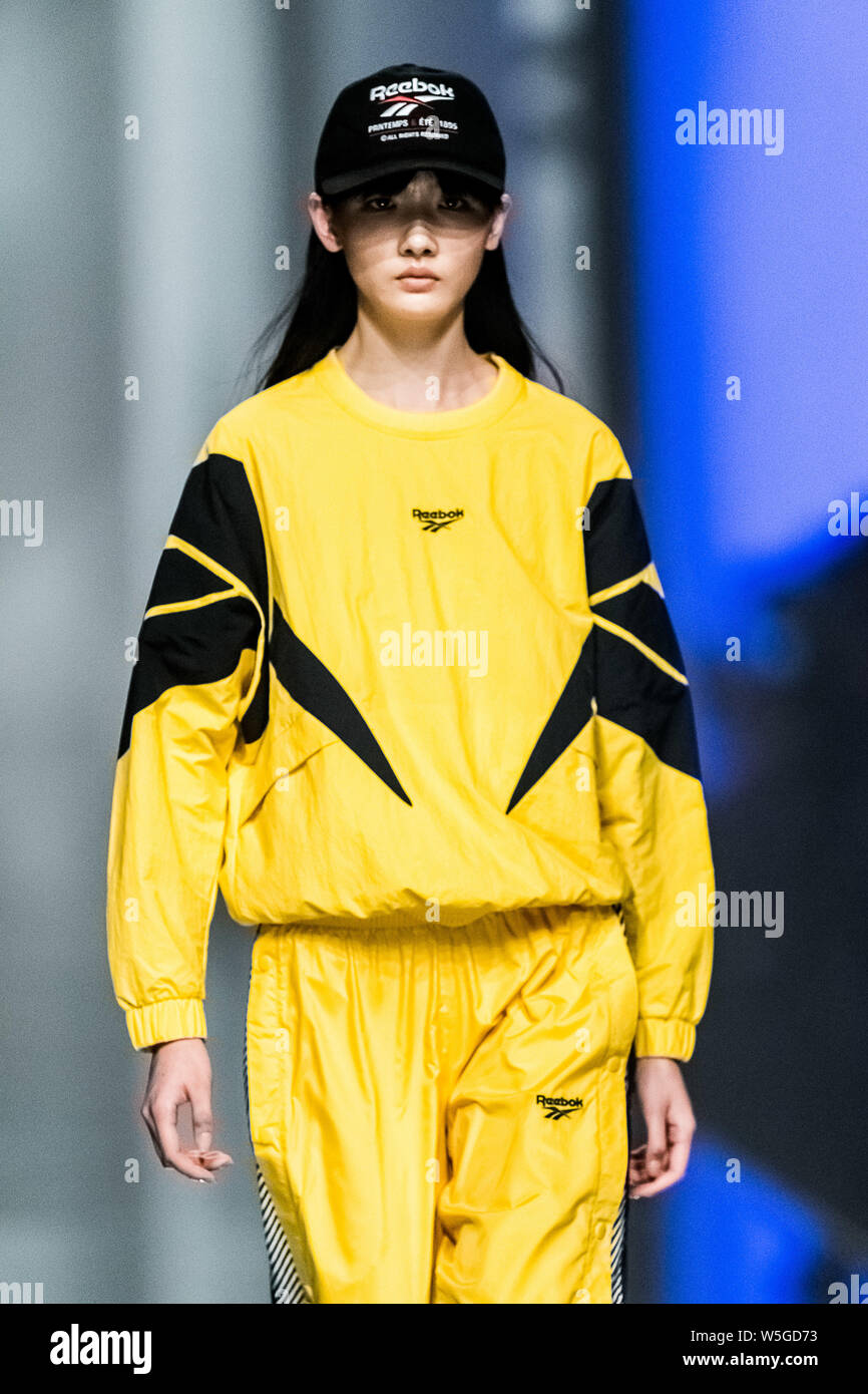 A model displays a new creation at the Reebok fashion show during the  Shanghai Fashion Week Fall/Winter 2019 in Shanghai, China, 27 March 2019  Stock Photo - Alamy