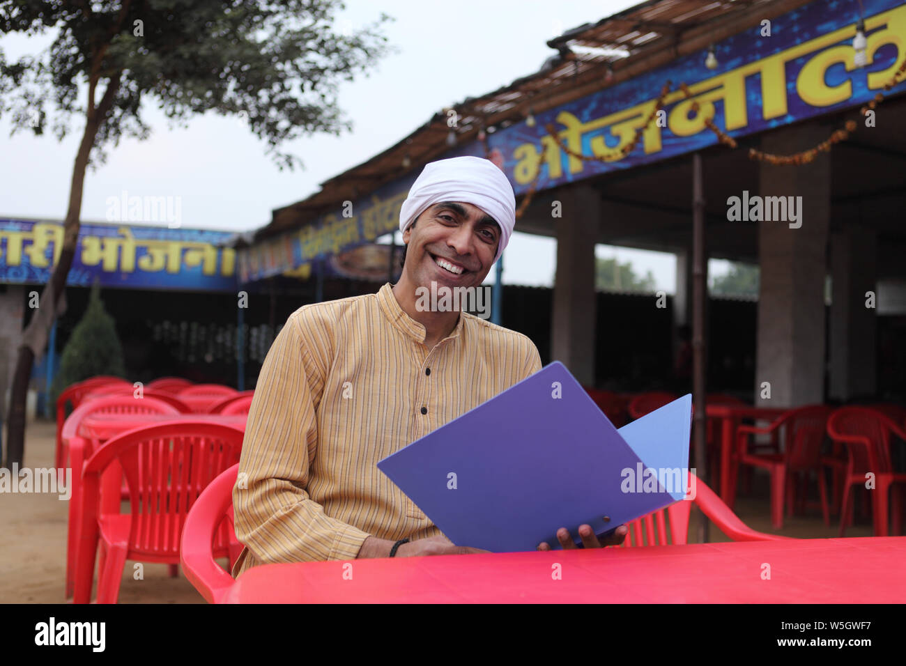 Account satisfaction hi-res stock photography and images - Alamy