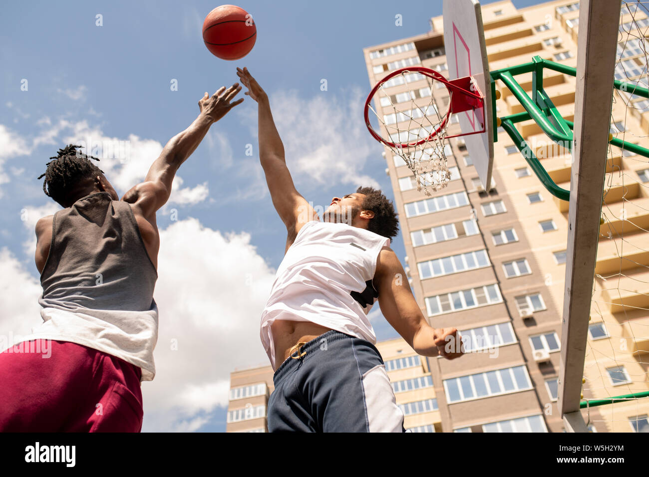 active jumping ball