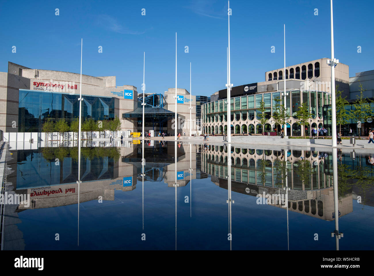 Birmingham water feature hires stock photography and images Alamy
