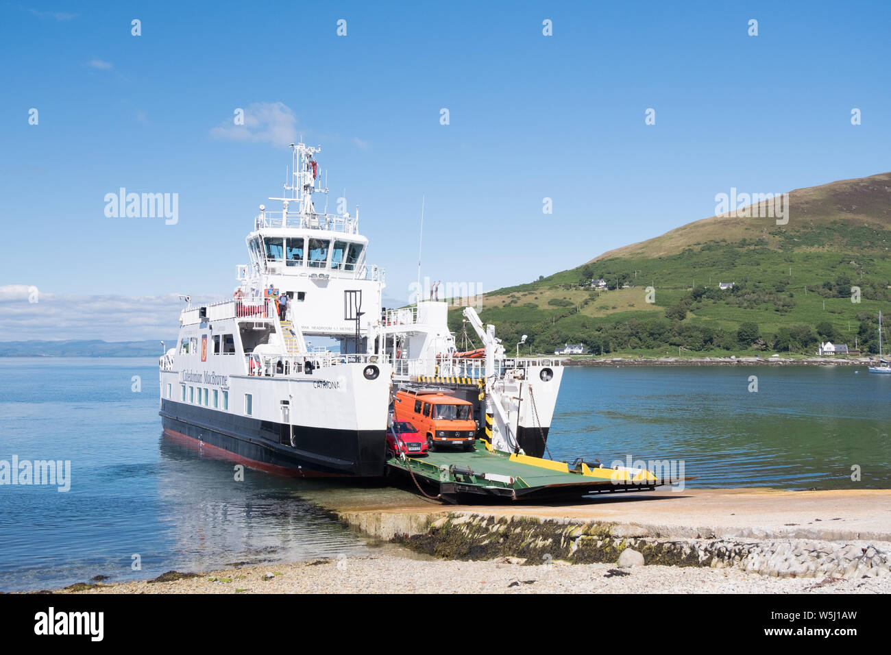 Lochranza claonaig ferry arran High Resolution Stock Photography and ...