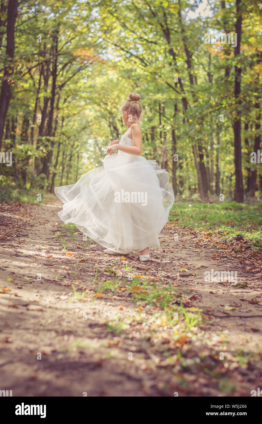 Child walking alone forest hi-res stock photography and images - Alamy