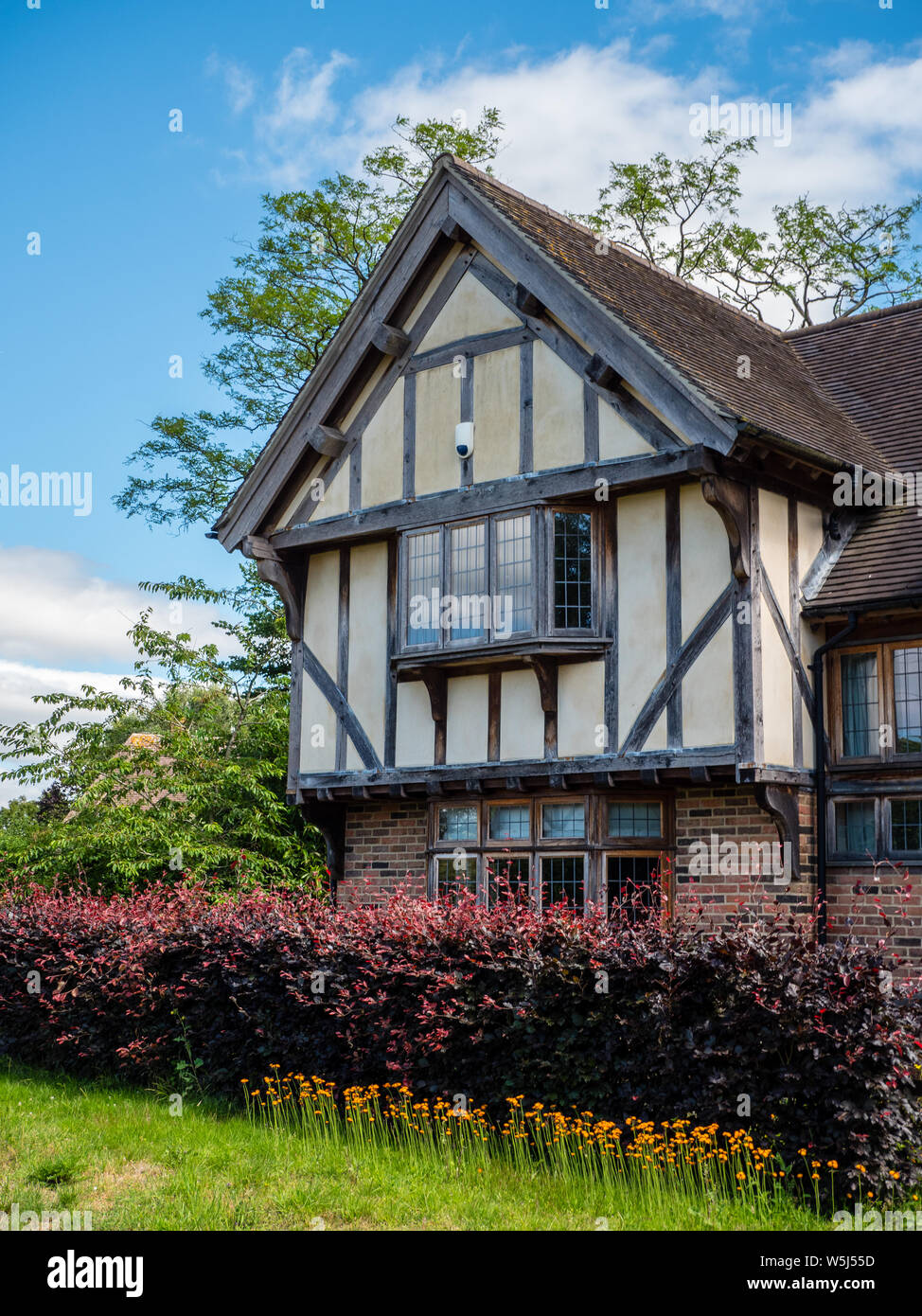 Chiltern Hills AONB, Mock Tudor House, Upper Basildon, Berkshire, England, UK, GB. Stock Photo