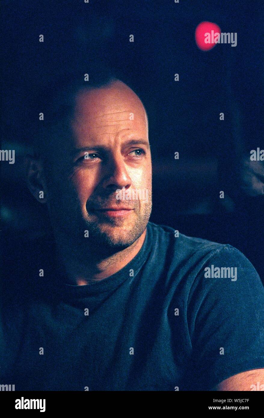 BRUCE WILLIS in MERCURY RISING (1998), directed by HAROLD BECKER ...