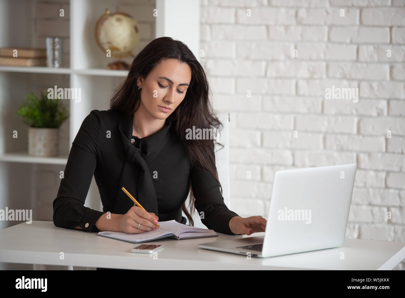 Lady laptop cheap