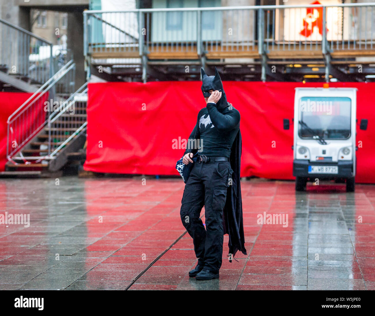 Costume construction stage hi-res stock photography and images - Alamy