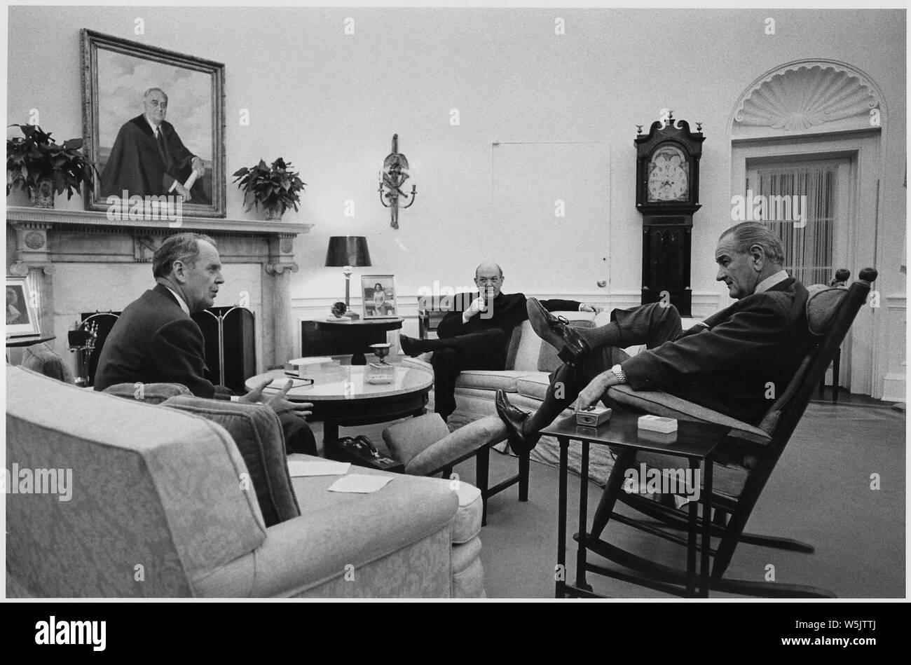 Advisors Secretary of Defense Clark Clifford, Secretary of State Dean