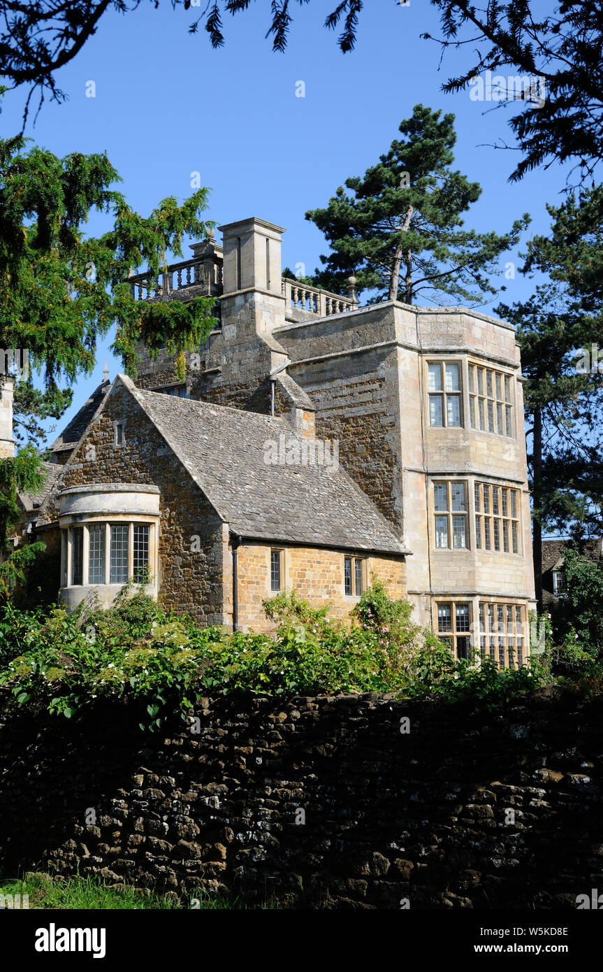 Castle House, Deddington, Oxfordshire was formely the Rectorial Manor