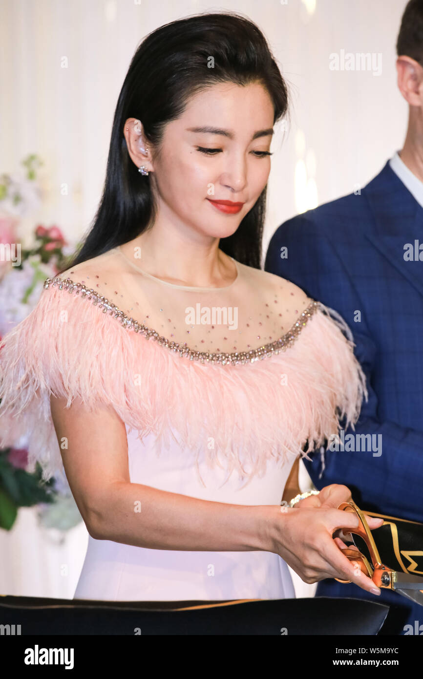 Chinese actress Li Bingbing attends the ribbon-cutting ceremony for