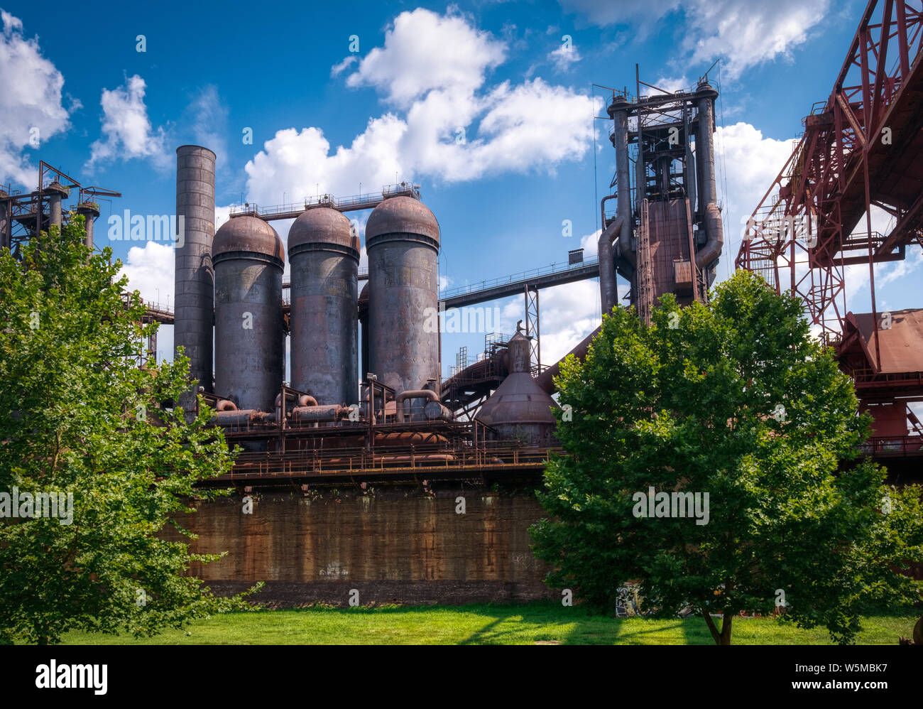 The Historic Carrie Blast Furnace, now abandoned, part of Carnegie's Pittsburgh Steel Mills in Homestead (Pittsburgh), Pennsylvania, USA Stock Photo