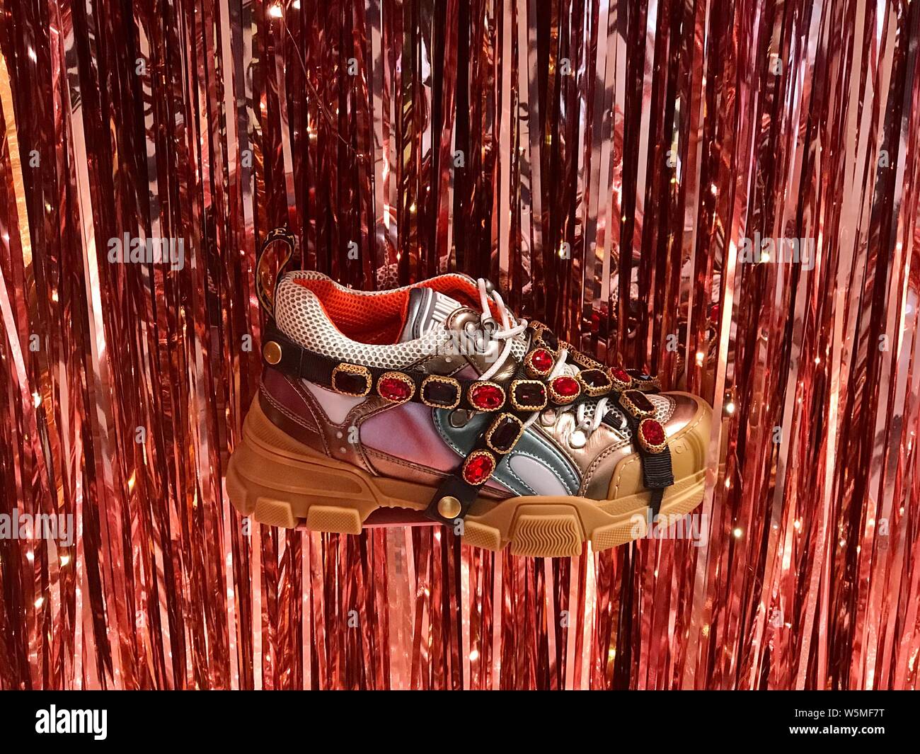 FILE--View of a shopwindow of Gucci in Tsim Sha Tsui, Hong Kong, China, 29  December 2018. Louis Vuitton and Gucci among other luxury brands have c  Stock Photo - Alamy