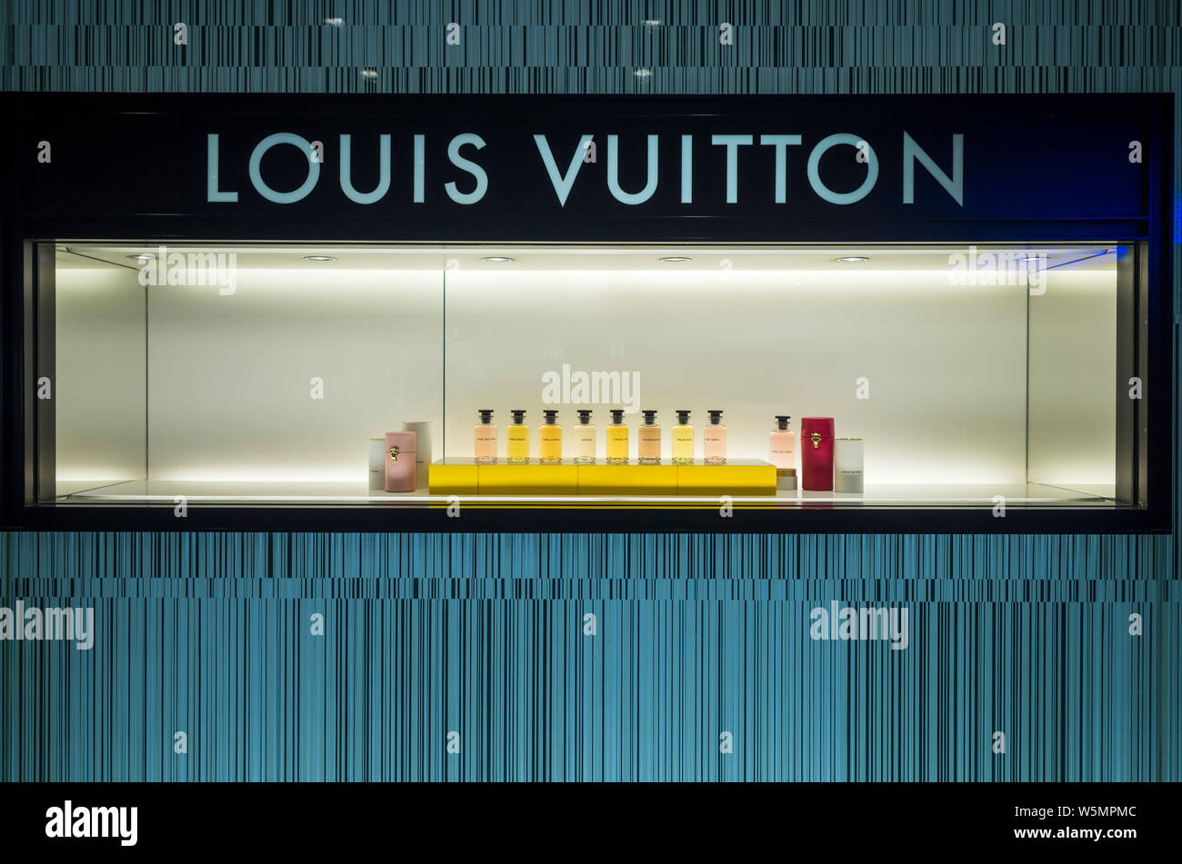 FILE--View of a Louis Vuitton (LV) store in Tsim Sha Tsui, Hong Kong,  China, 29 December 2018. Louis Vuitton and Gucci among other luxury brands  h Stock Photo - Alamy