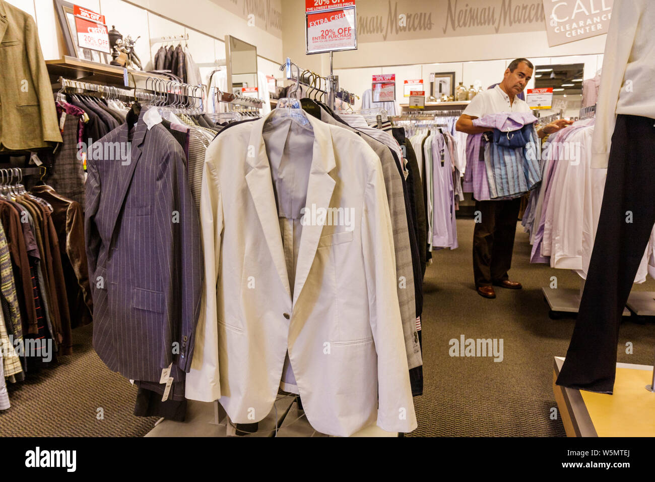Neiman marcus last call hi res stock photography and images Alamy