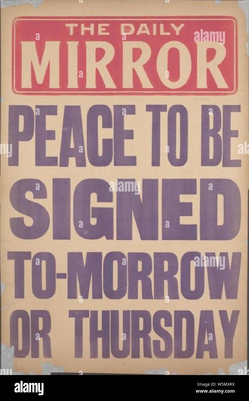 Daily Mirror placard peace to be signed June 1919. Stock Photo