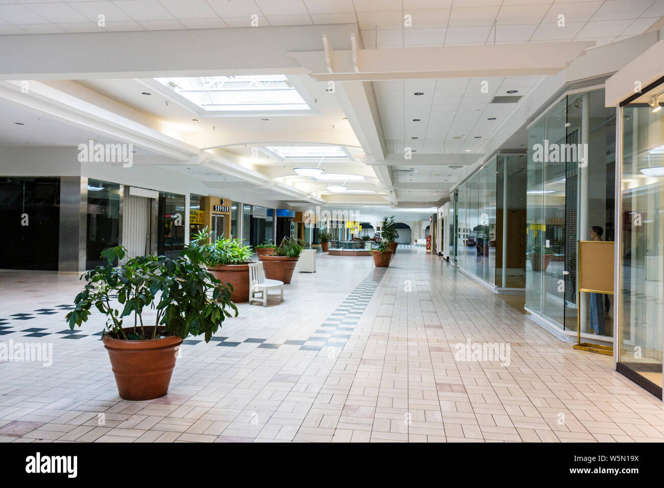 Palm Beach Gardens Mall Stock Photos - Free & Royalty-Free Stock