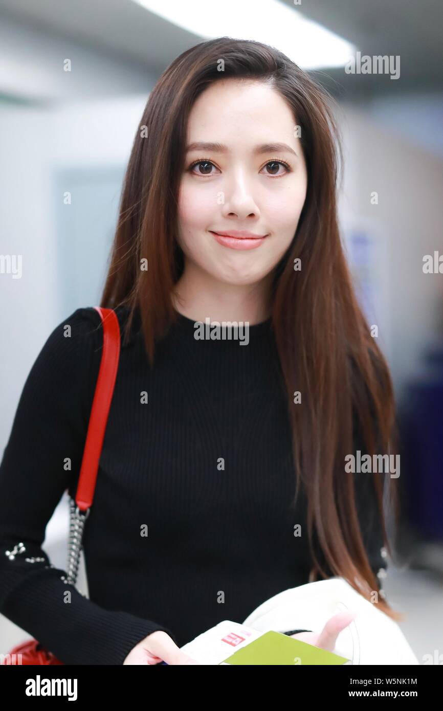 Taiwanese Actress Hayden Guo Bi-Ting, Better Known By Her English Name Bea  Hayden, Arrives At The Beijing Capital International Airport Before Departu  Stock Photo - Alamy