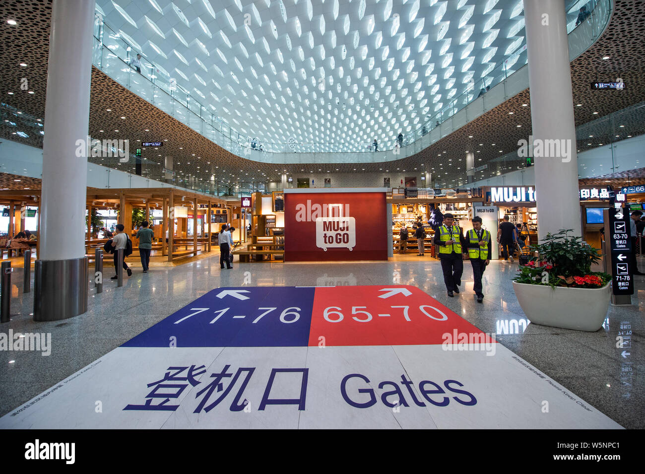 Interior view of the MUJI to GO store at the Shenzhen Bao'an International Airport in Shenzhen city, south China's Guangdong province, 9 May 2019.   D Stock Photo