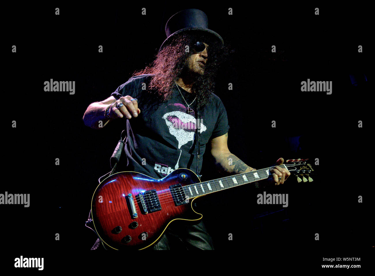 STOCKHOLM 2012-04-24 Slash, Guns N 'Roses former guitarist visiting Sweden  to promote his second solo album. Foto: Pontus Lundahl / SCANPIX / kod  10050 Stock Photo - Alamy