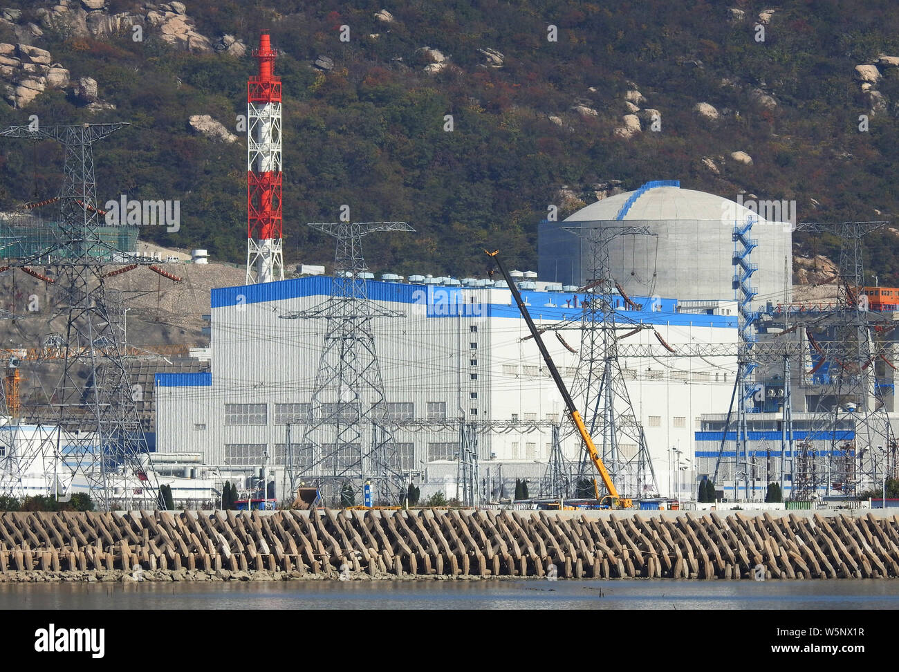 --FILE--View of the Tianwan nuclear power plant Unit 4 in Lianyungang city, east China's Jiangsu province, 27 October 2018.   Chinese scientists have Stock Photo