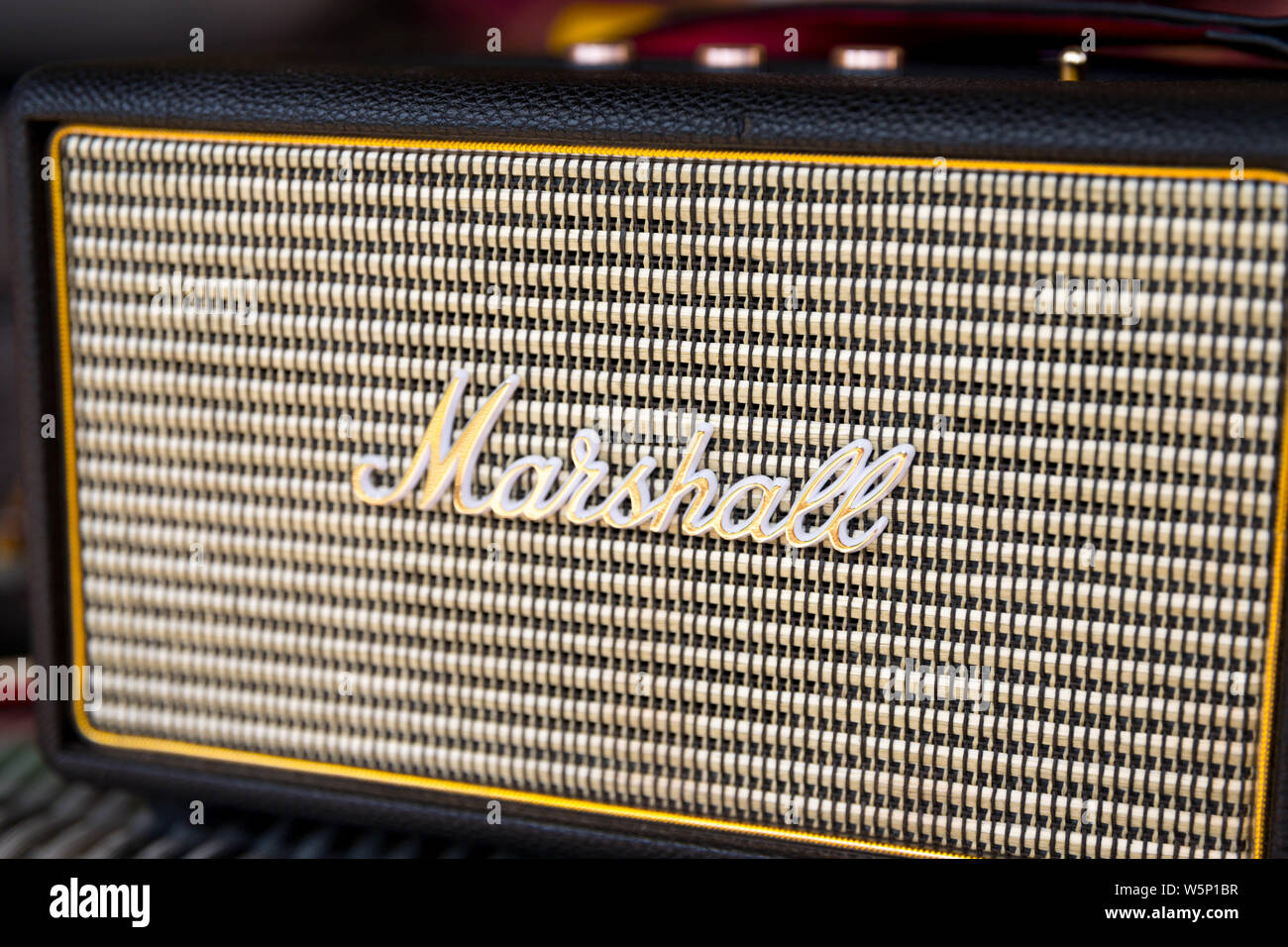 Marshall speaker bass sound portable bluetooth radio Stock Photo - Alamy