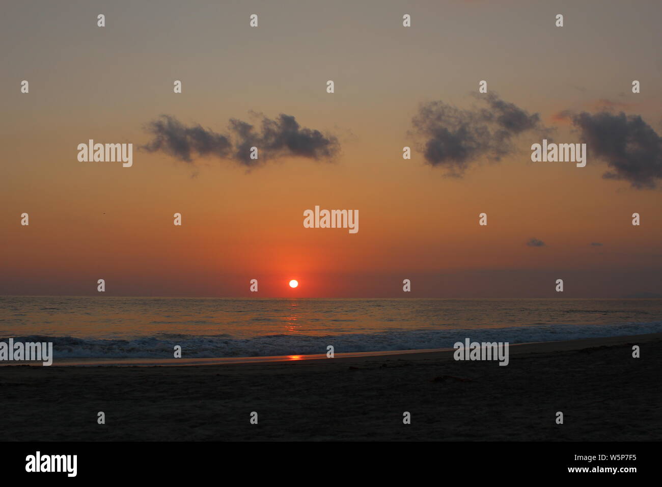 Areia Movediça No Oceano Índico Imagem de Stock - Imagem de praia, arenoso:  112344503