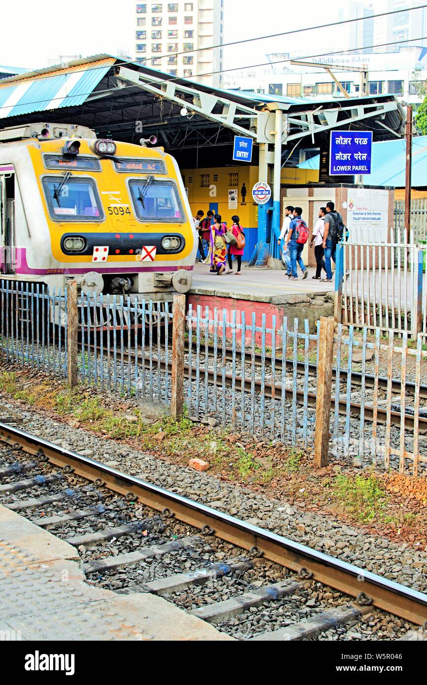 Building parel mumbai maharashtra india hires stock photography and
