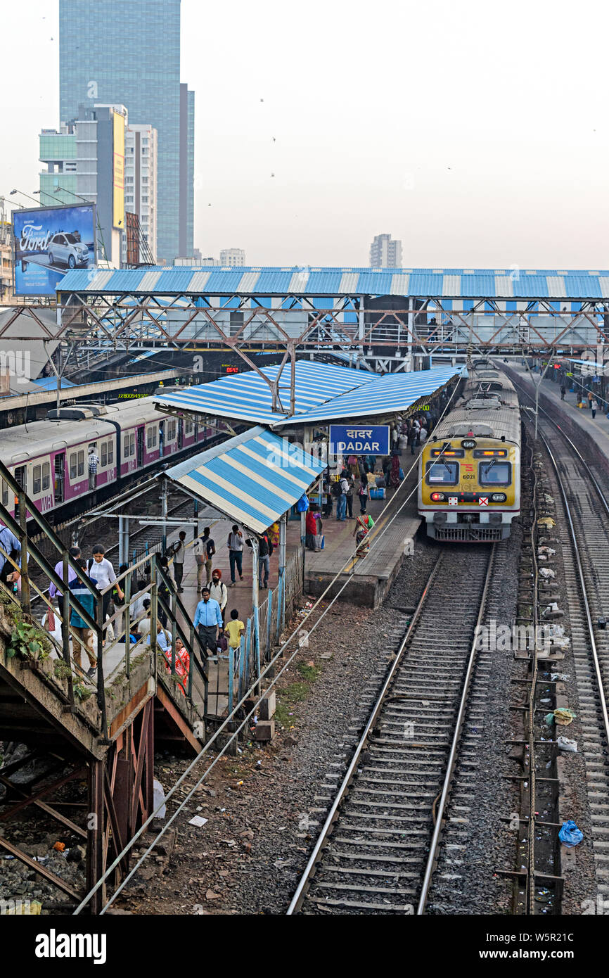 Dadar Railway Station Mumbai Maharashtra India Asia Stock Photo Alamy