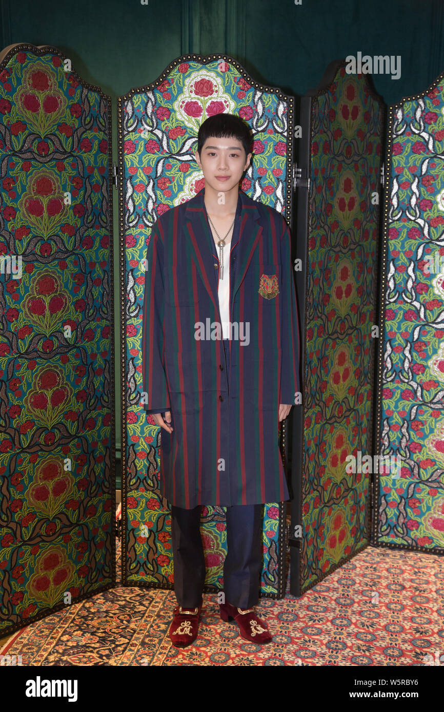 Kuan Singer Taiwanese singer Lai Kuan-lin, also romanized as Lai Guan-lin, and a ...