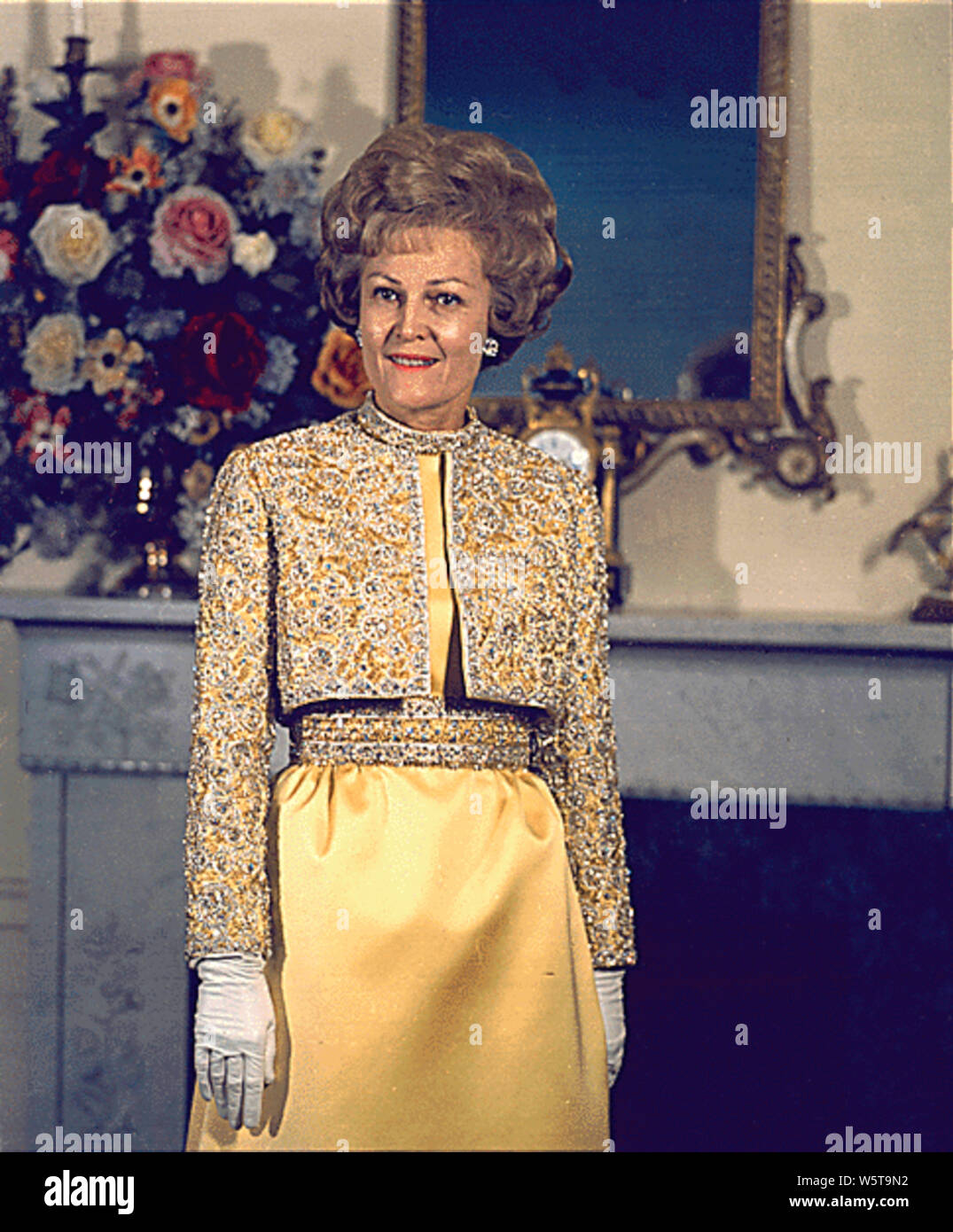 Pat nixon 1970 hi-res stock photography and images - Alamy