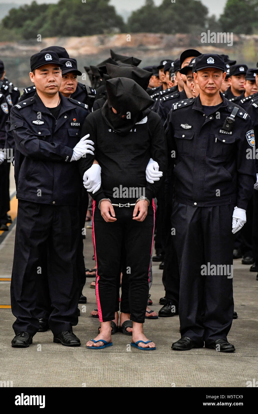 Chinese suspects hires stock photography and images Alamy