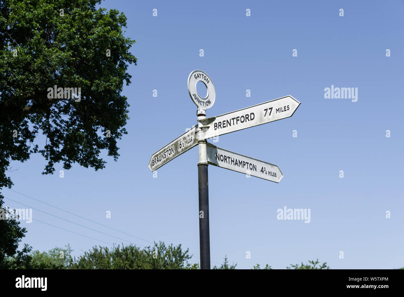 Direction sign on canal hi-res stock photography and images - Alamy