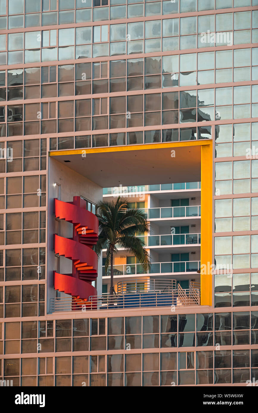 Palm Court Atlantis Condominium Building C Arquitectonica 19 Brickell Avenue Downtown Miami Florida Usa Stock Photo Alamy