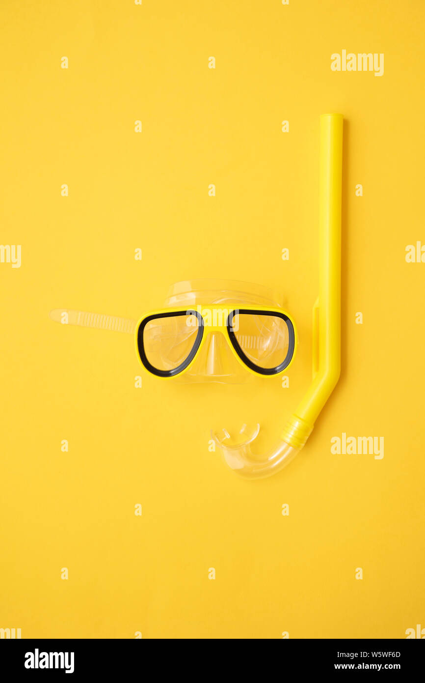 Download Page 2 Snorkel Mask High Resolution Stock Photography And Images Alamy PSD Mockup Templates