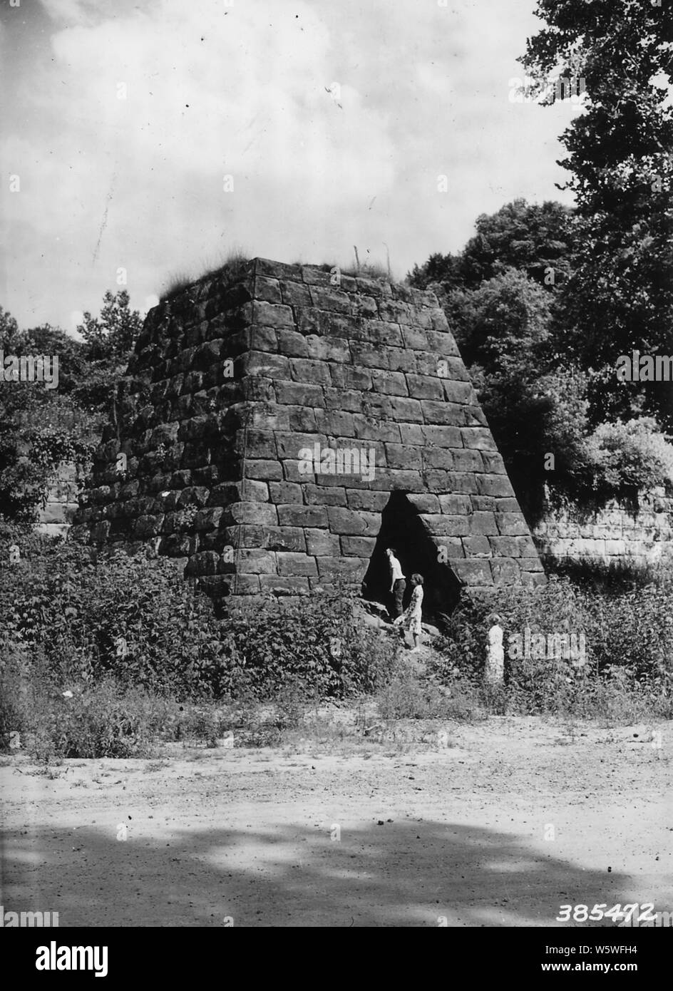 Charcoal blast furnaces hires stock photography and images Alamy