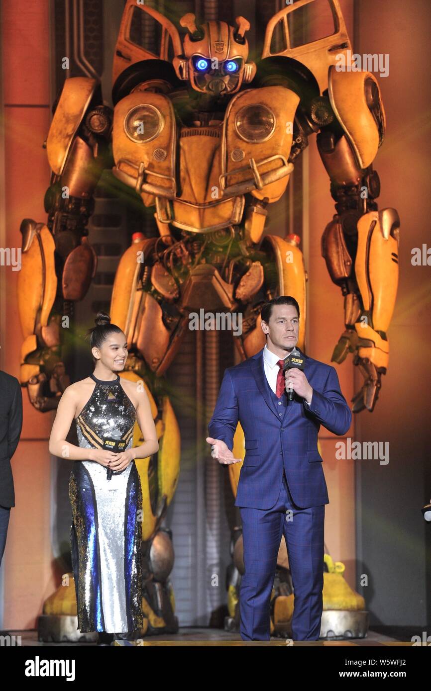 American actress and singer Hailee Steinfeld, left, and professional wrestler and actor John Cena attend the premiere event for new movie 'Bumblebee' Stock Photo