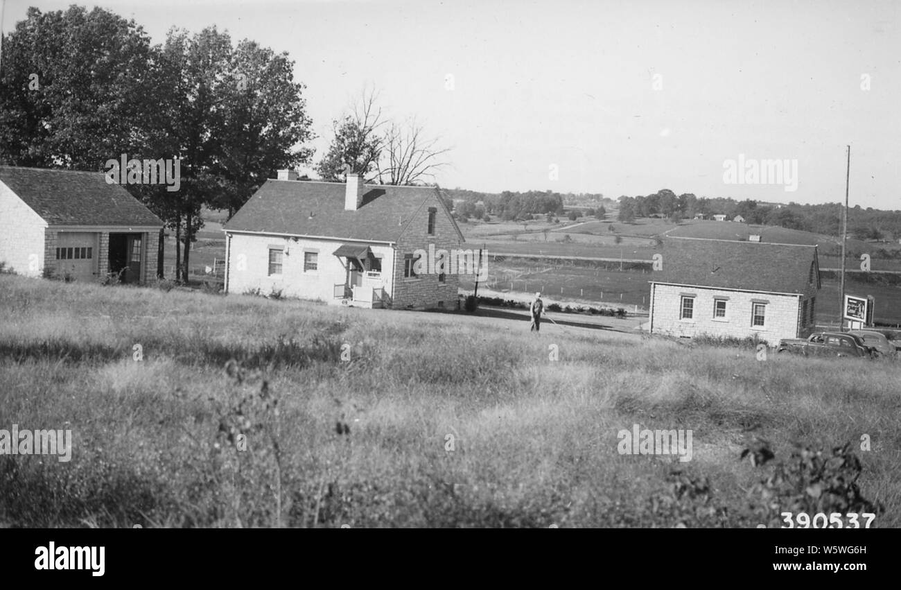 Photograph of West Plains Ranger Station; Scope and content Original