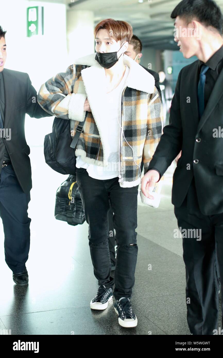 Lay zhang singer hi-res stock photography and images - Alamy