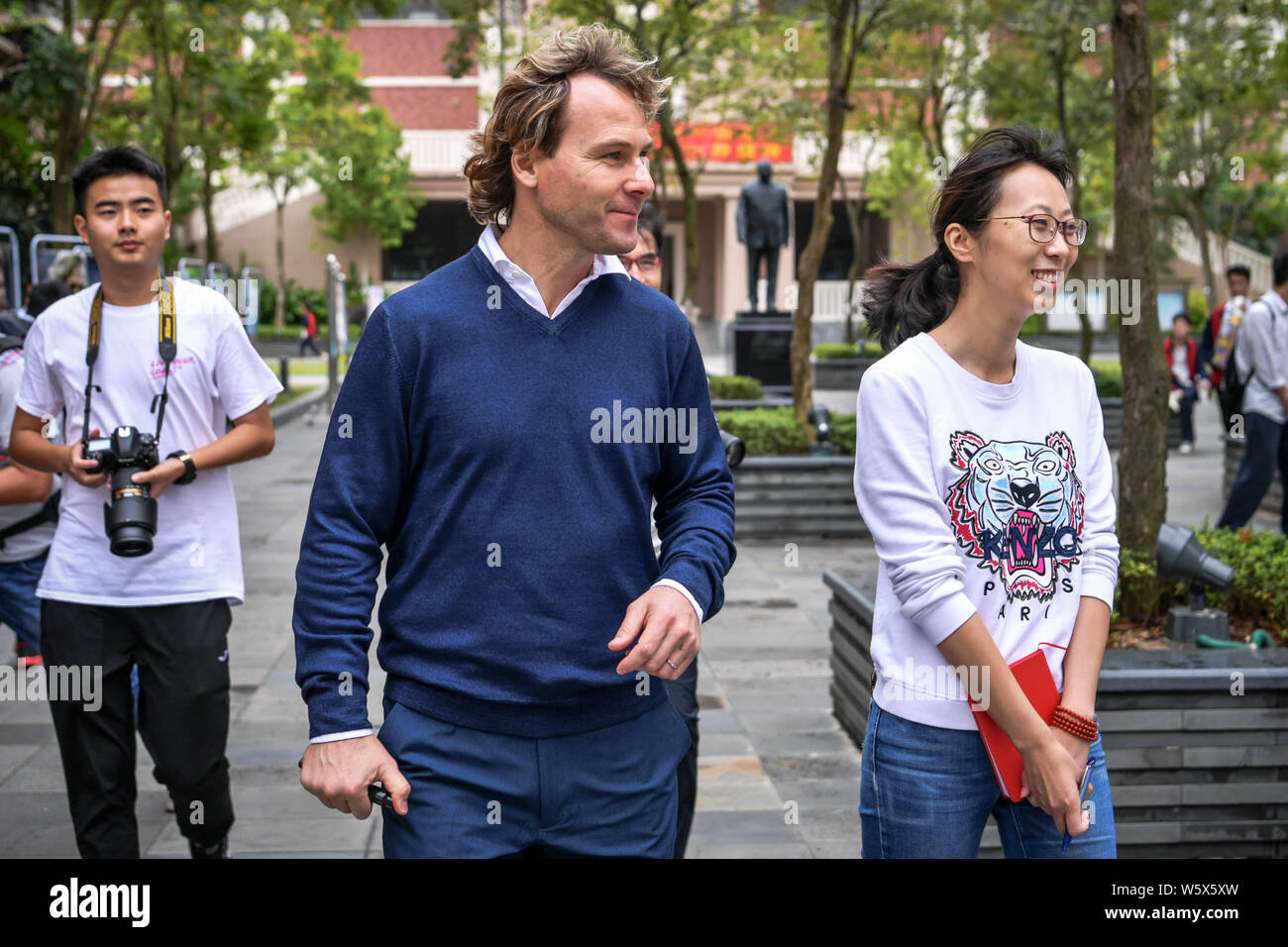 Czech retired footballer and CSL ambassador Pavel Nedved visits the Hainan Overseas Chinese Middle School in Haikou city, south China's Hainan provinc Stock Photo