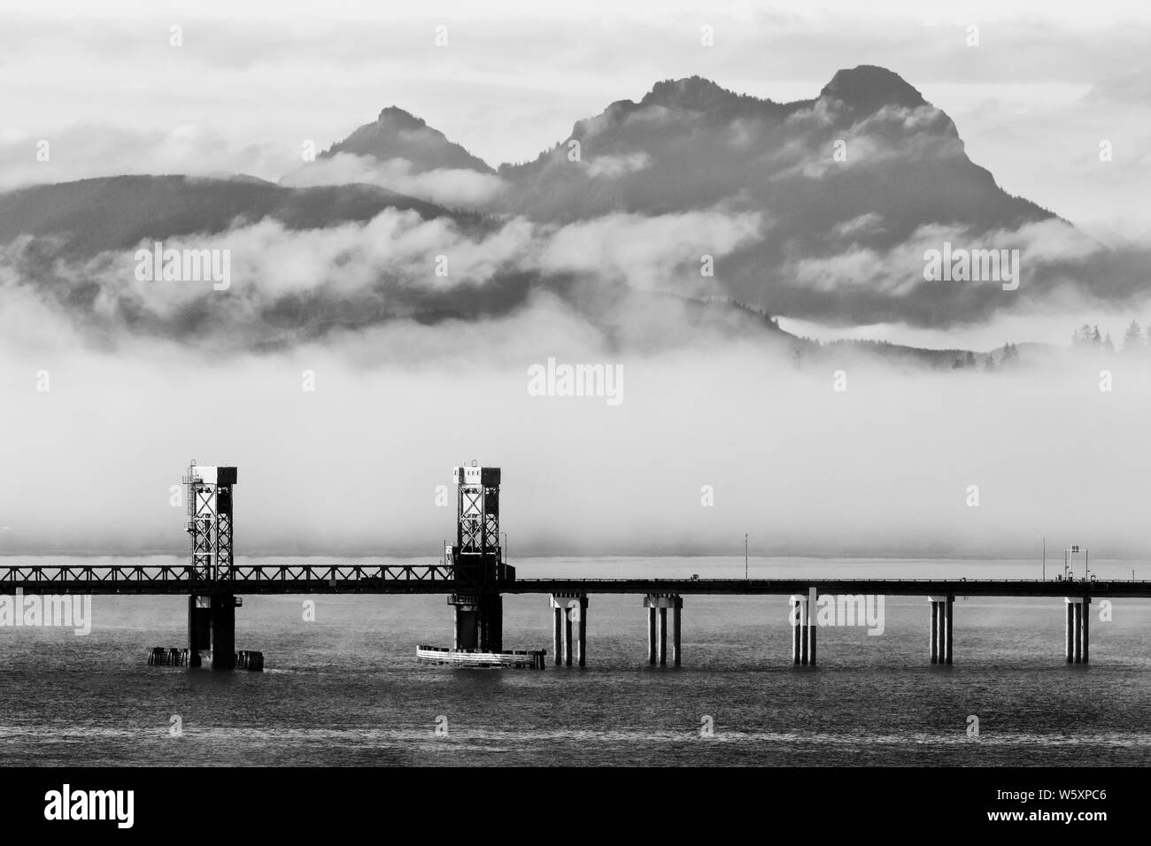 Fog in Youngs Bay, Astoria, Oregon, USA Stock Photo