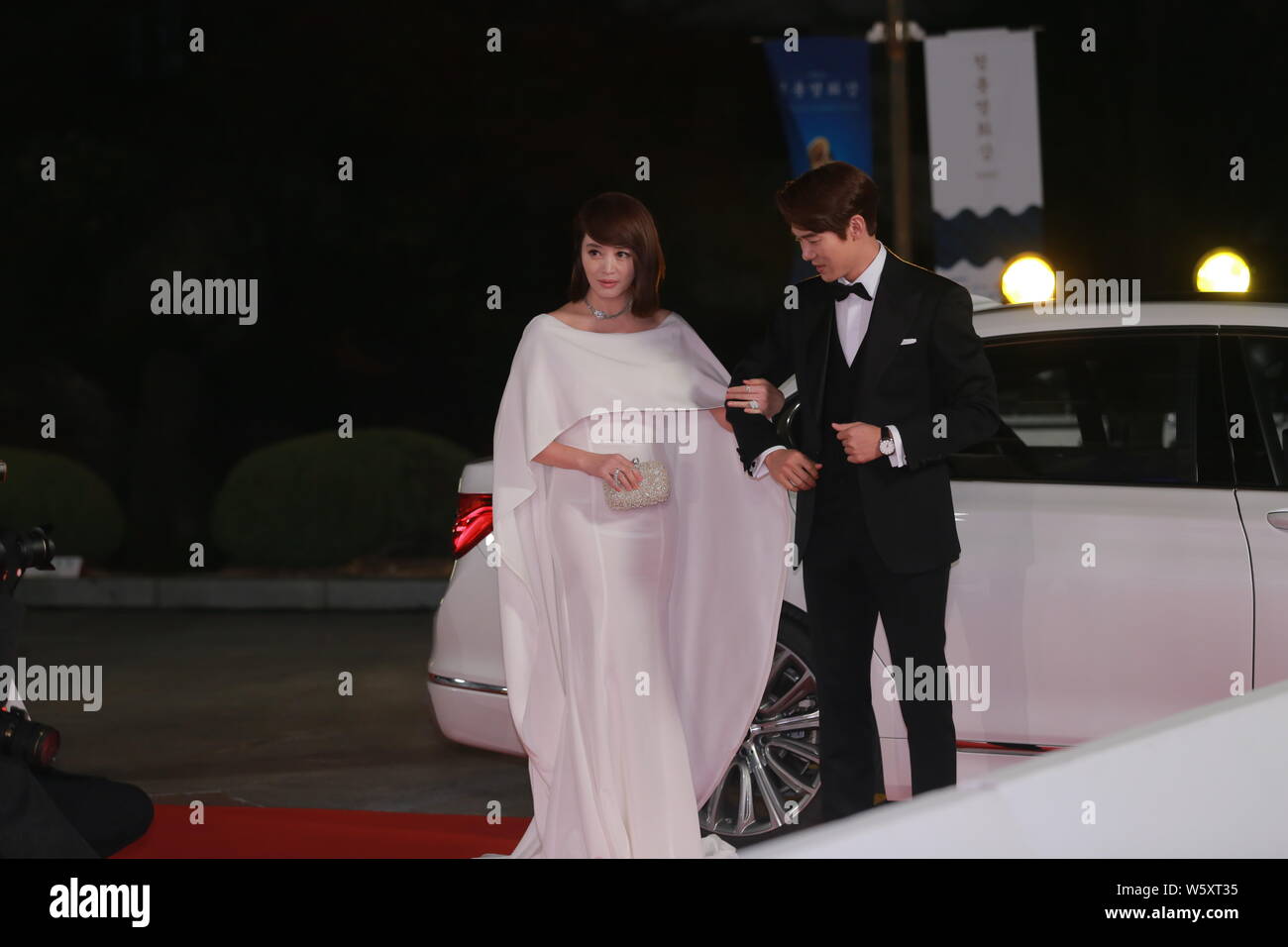 Shim Eun Kyung Dec 17 2014 South Korean Actress Shim Eun Kyung Stock Photo Alamy