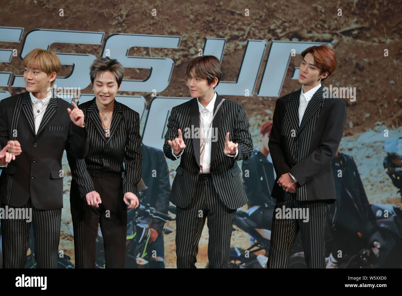 Members Of South Korean Chinese Boy Group Exo Attend The Press Conference For Their Fifth Album Don T Mess Up My Tempo In Seoul South Korea 1 Nove Stock Photo Alamy