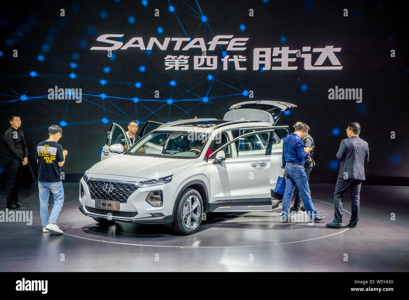 Hyundai Motor Group >> A Fourth Generation Santa Fe Suv Of Hyundai Motor Group Is Hyundai Motor Group >> A Fourth Generation Santa Fe Suv Of Hyundai Motor Group Is
