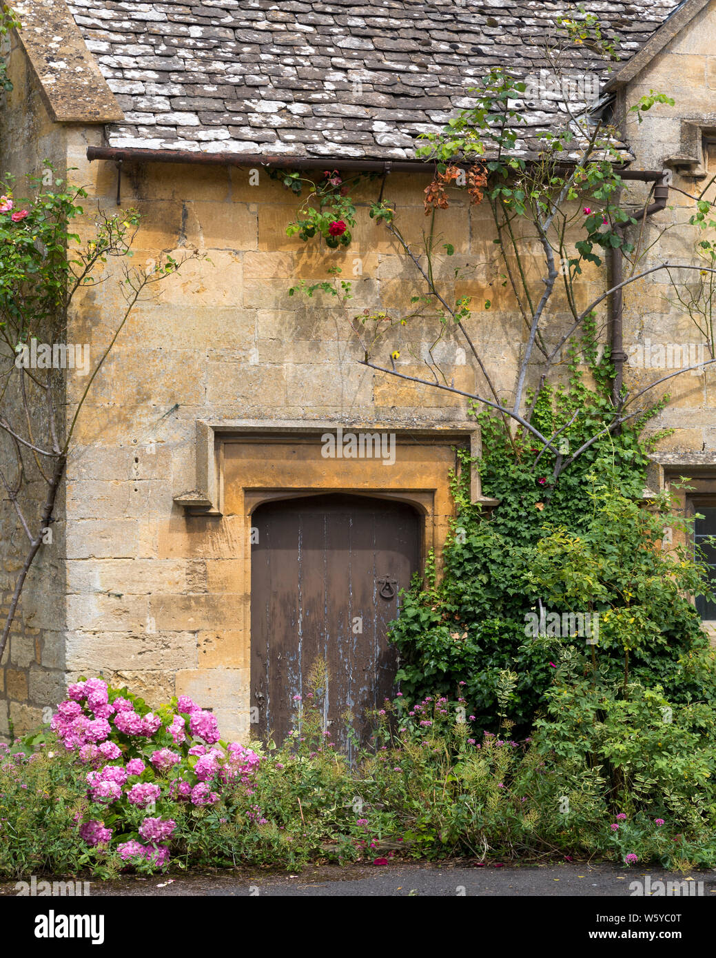 Old country home in the Cotswolds, Stanton, Gloucestershire, England Stock Photo