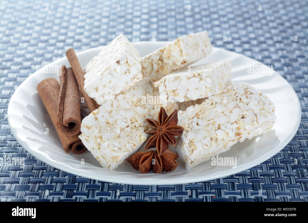 Puffed Star High Resolution Stock Photography and Images - Alamy